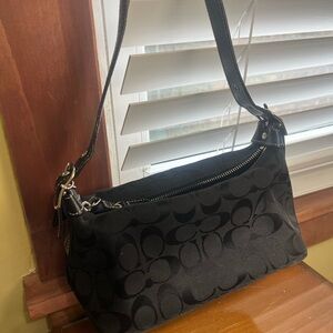Black Coach Women's Shoulder Bag